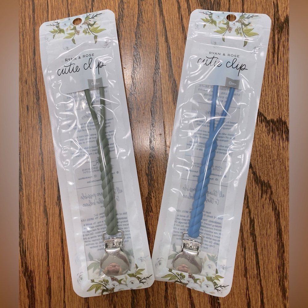 Ryan & Rose Silicone Roper Cutie Clip Olive & Stream 0M+ NEW, Set Of 2 Clips